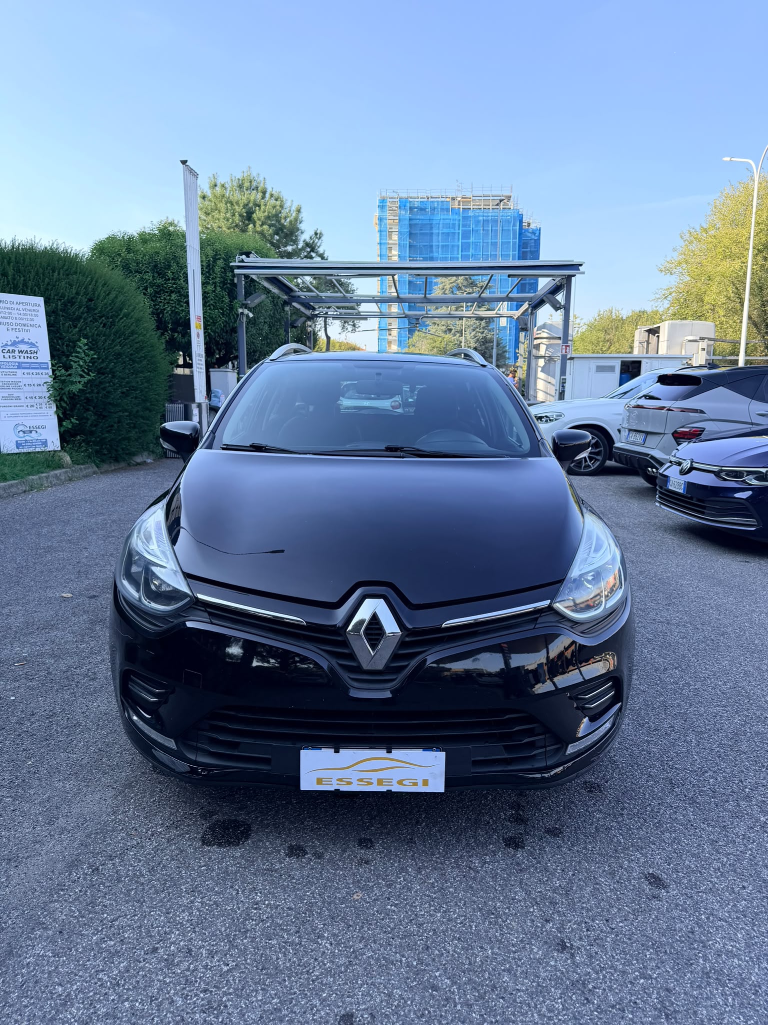 
								RENAULT CLIO SPORTER Tce full									