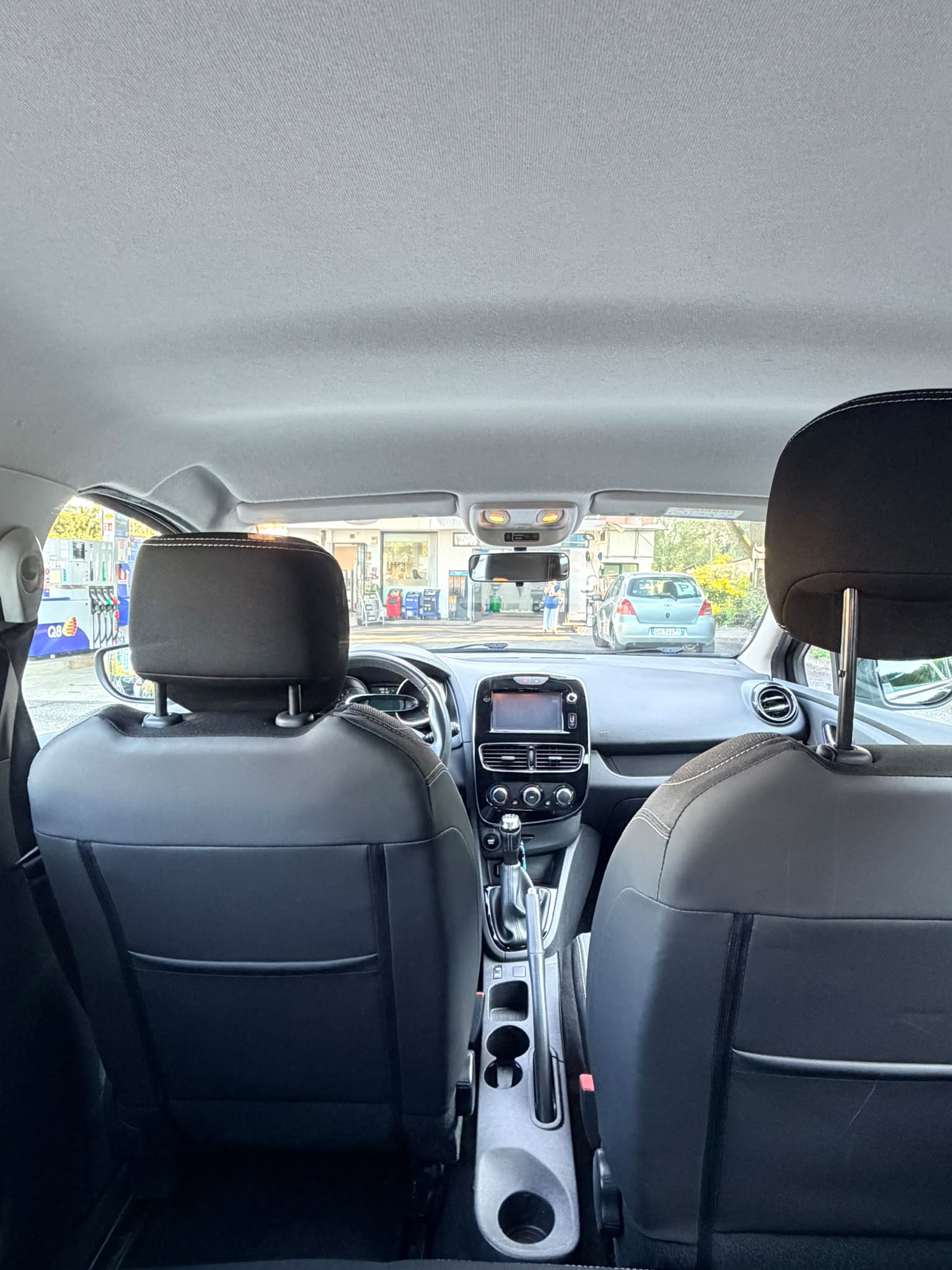 
								RENAULT CLIO SPORTER Tce full									